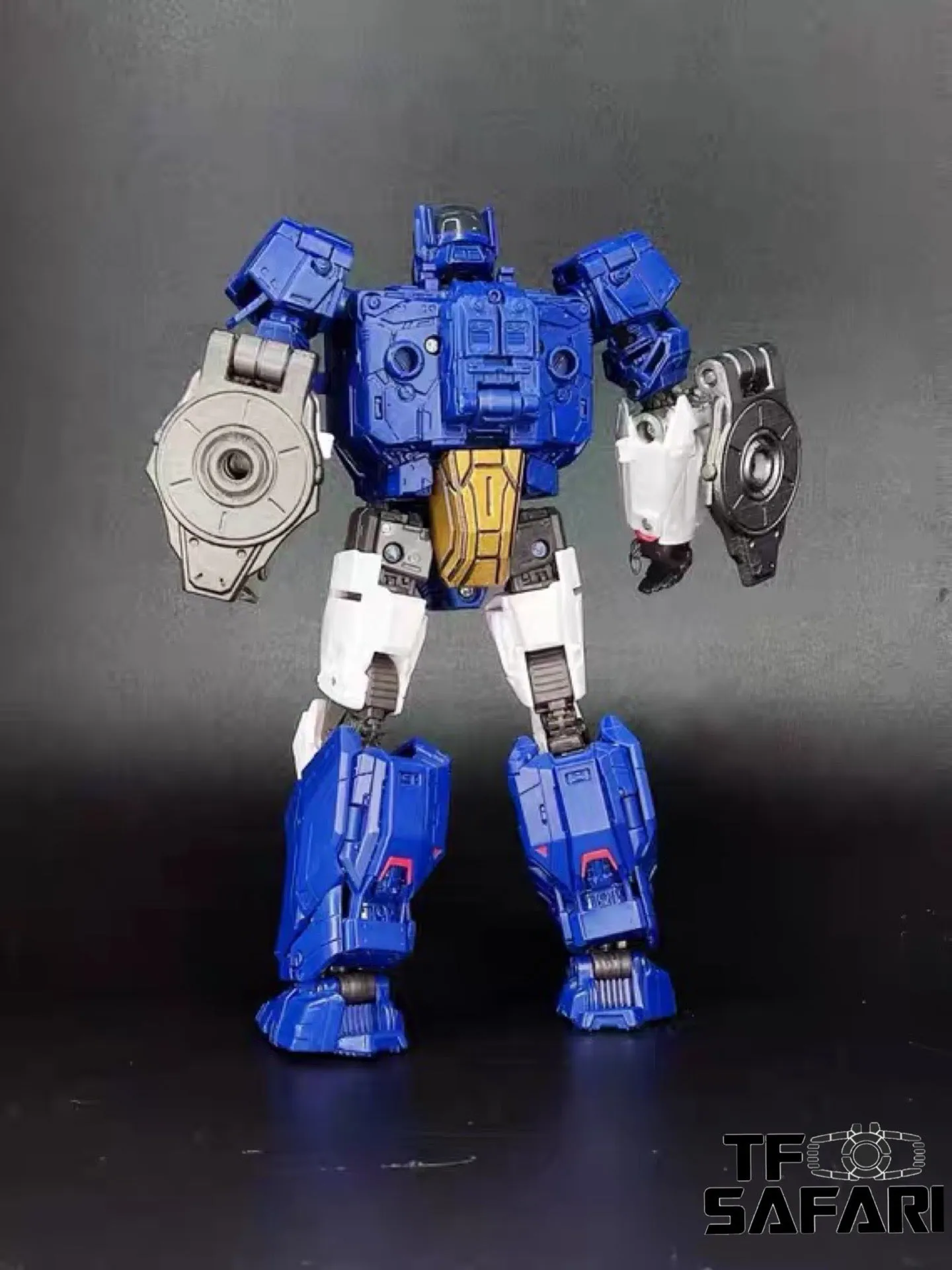 BDT Studio BDT-29B BDT29B Upgrade Kit / Hatch for Studio Series SS83 Bumblebee Movie  Soundwave Upgrade Kit